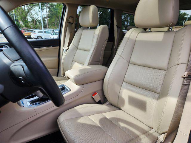 used 2021 Jeep Grand Cherokee car, priced at $22,438