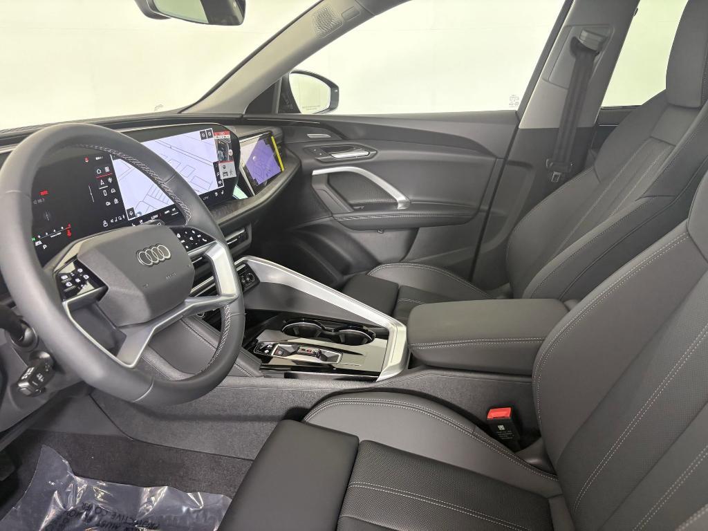 new 2025 Audi Q5 car, priced at $62,961