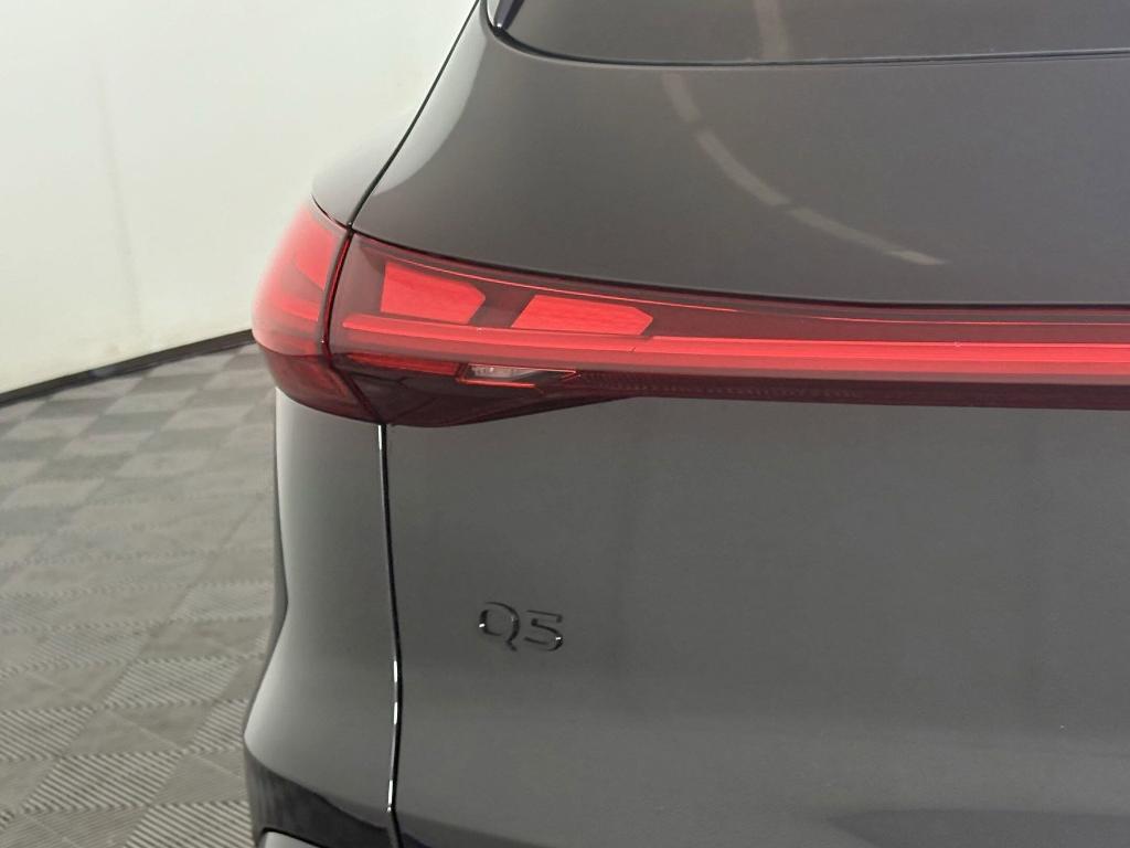 new 2025 Audi Q5 car, priced at $60,391