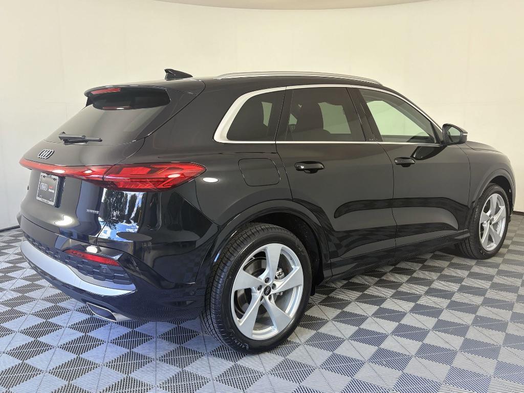 new 2025 Audi Q5 car, priced at $60,391