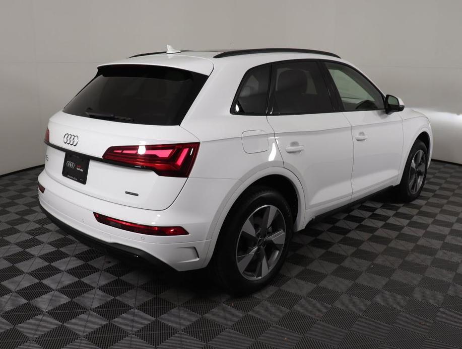 new 2025 Audi Q5 car, priced at $48,161