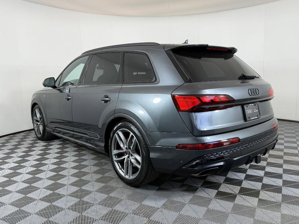 new 2026 Audi Q7 car, priced at $86,521