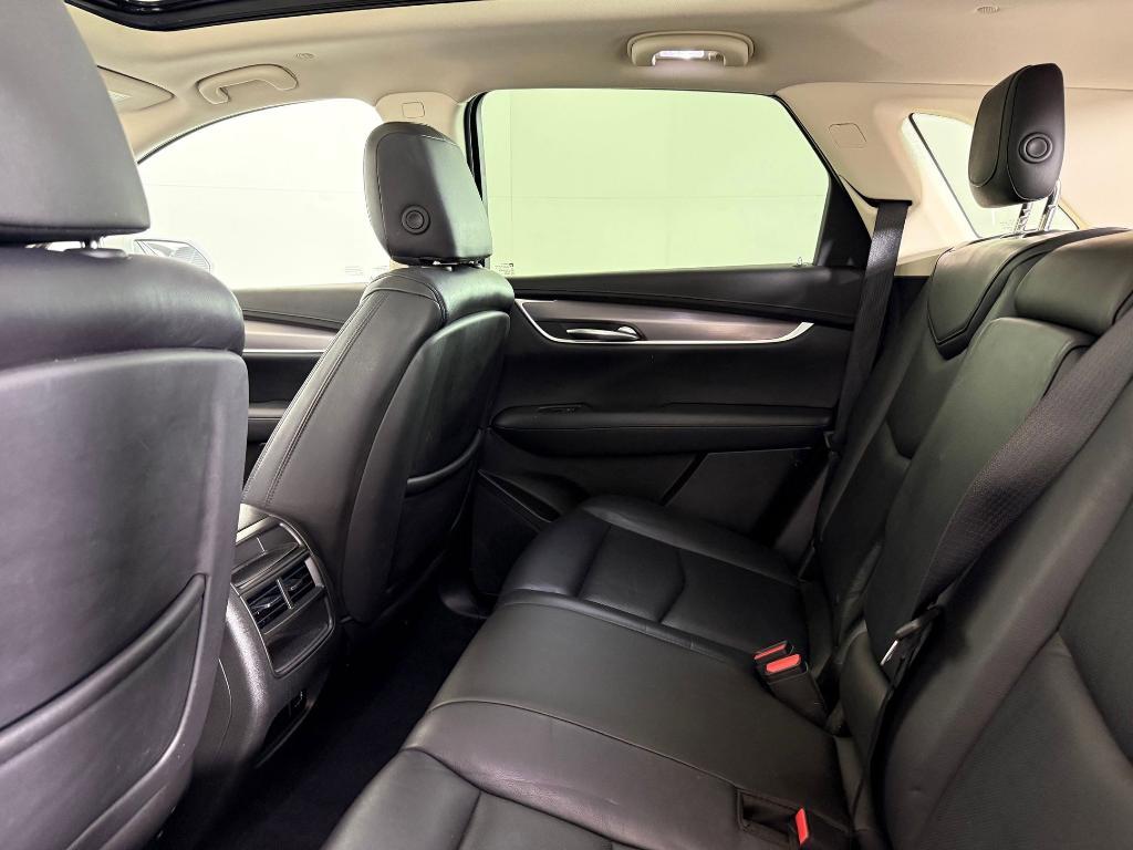 used 2017 Cadillac XT5 car, priced at $14,999