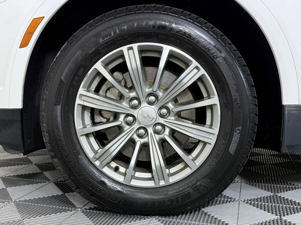 used 2017 Cadillac XT5 car, priced at $14,999