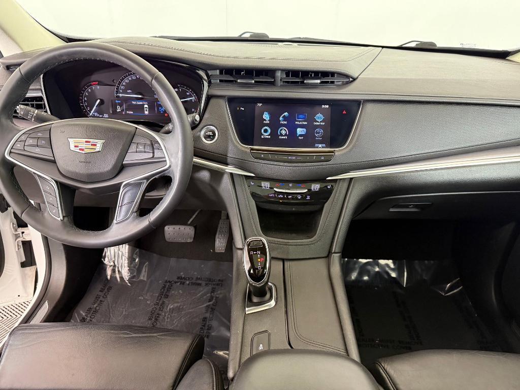 used 2017 Cadillac XT5 car, priced at $14,999