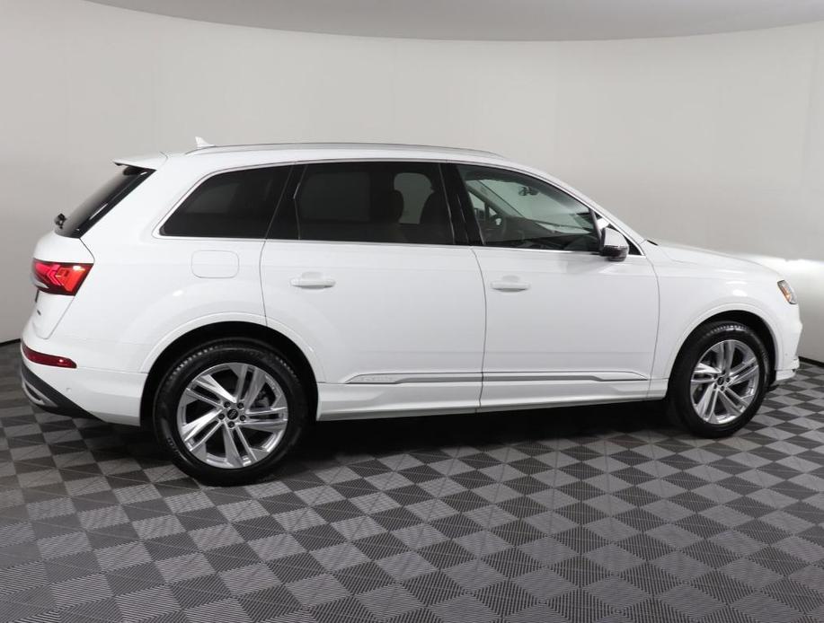 new 2024 Audi Q7 car, priced at $73,545