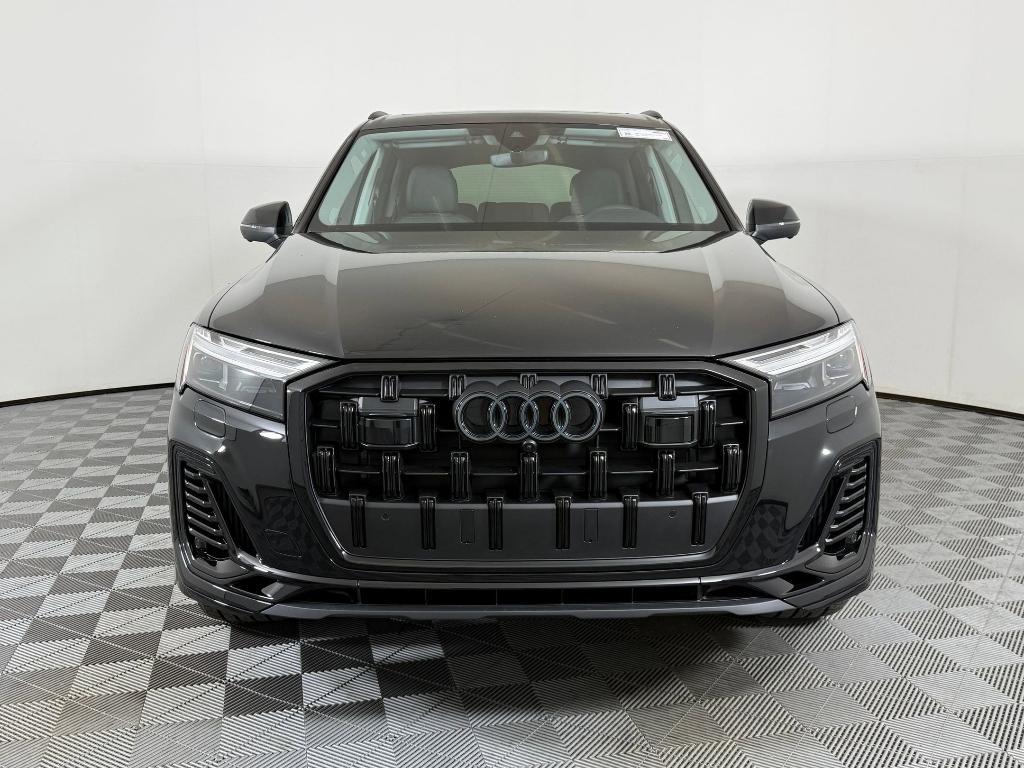 new 2026 Audi Q7 car, priced at $78,295