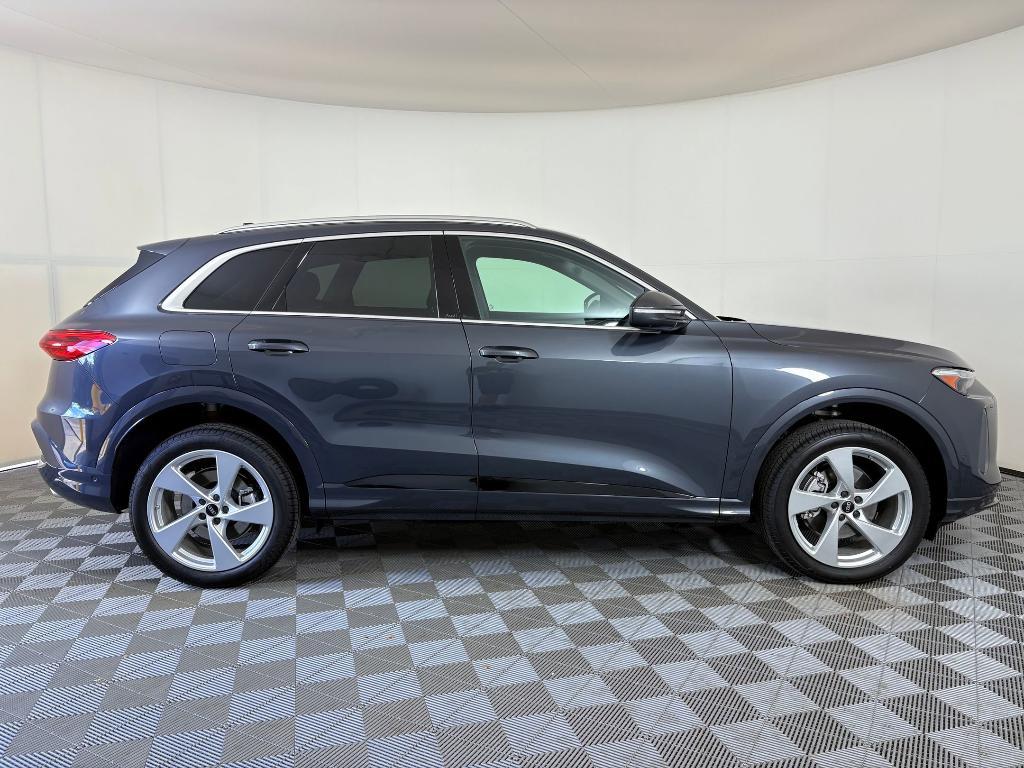 new 2025 Audi Q5 car, priced at $57,931