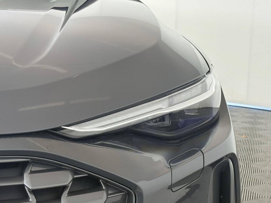 new 2025 Audi Q5 car, priced at $62,641