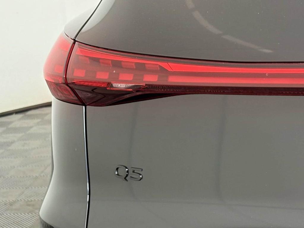new 2025 Audi Q5 car, priced at $59,471