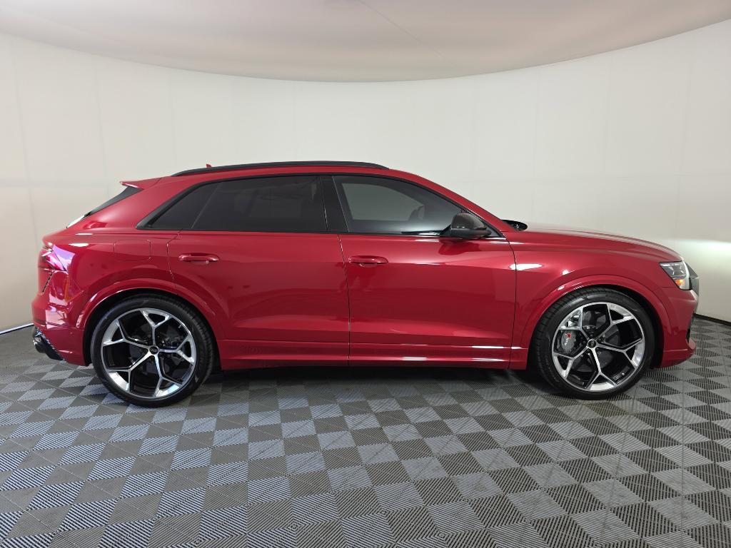 new 2025 Audi RS Q8 car, priced at $152,540
