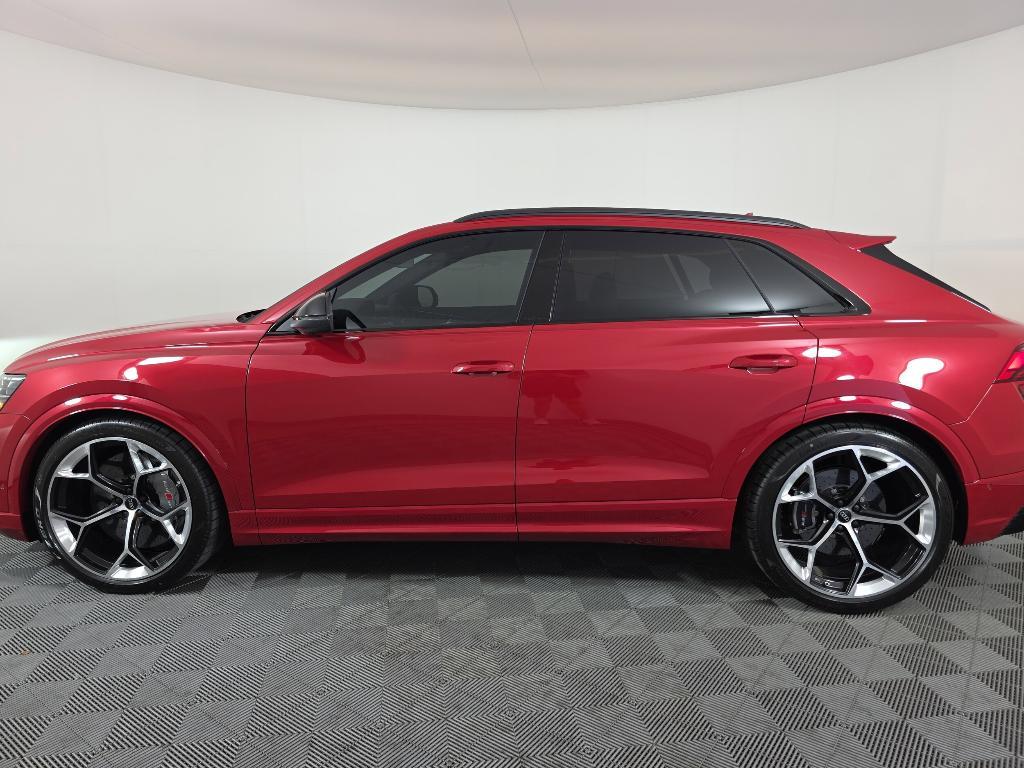 new 2025 Audi RS Q8 car, priced at $152,540