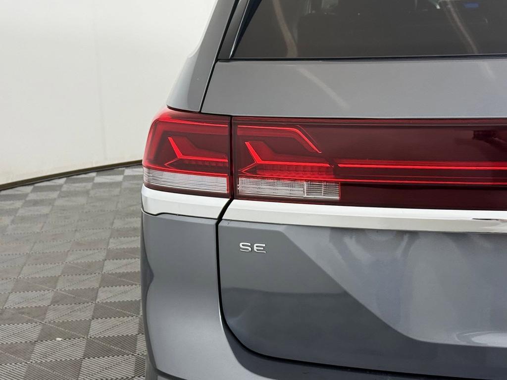 used 2025 Volkswagen Atlas car, priced at $32,499