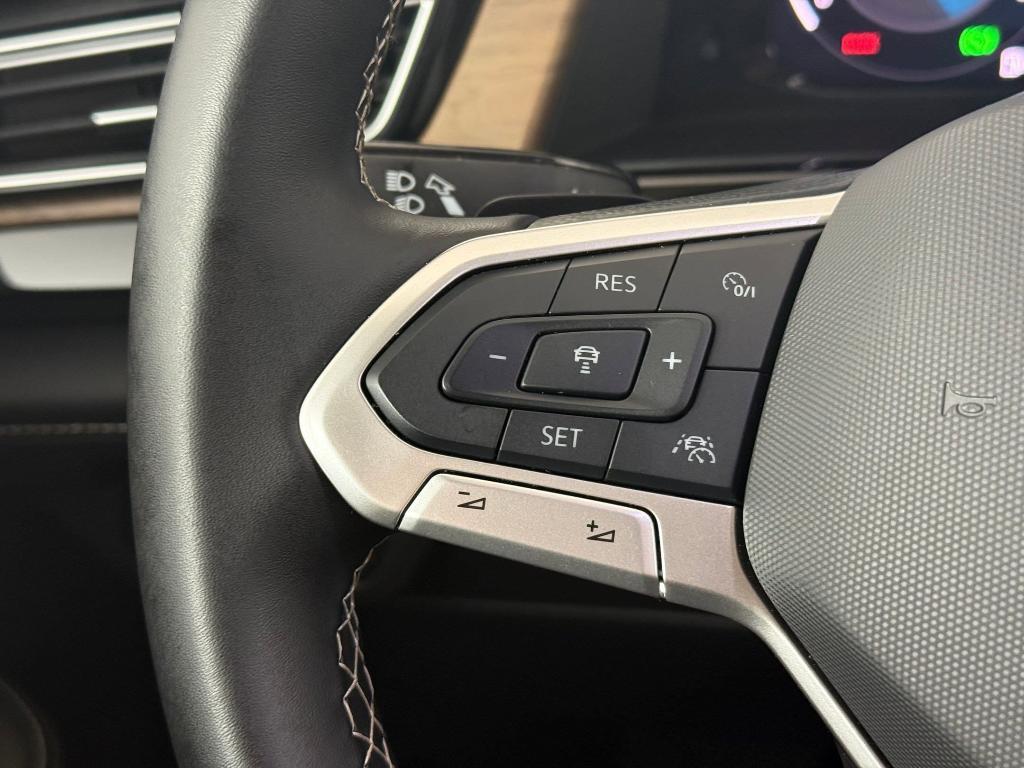 used 2025 Volkswagen Atlas car, priced at $32,499