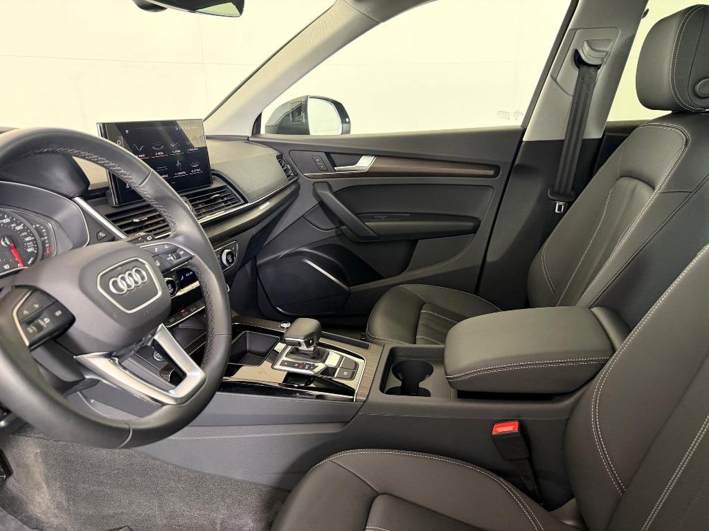 used 2024 Audi Q5 car, priced at $35,997