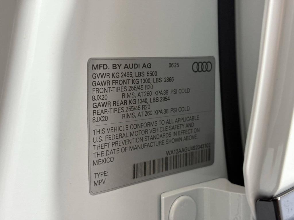 new 2025 Audi Q5 car, priced at $58,232