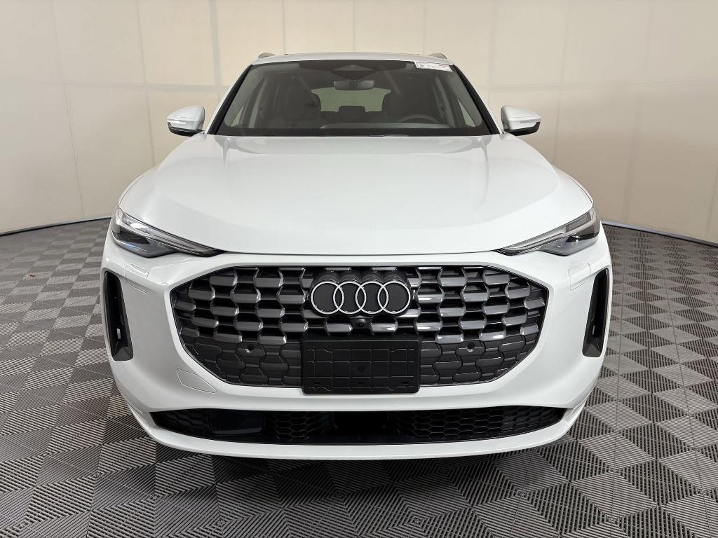 new 2025 Audi Q5 car, priced at $58,232