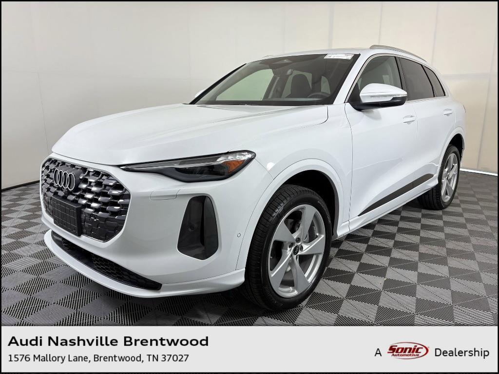 new 2025 Audi Q5 car, priced at $59,471