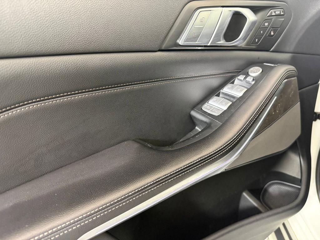 used 2020 BMW X7 car, priced at $28,998