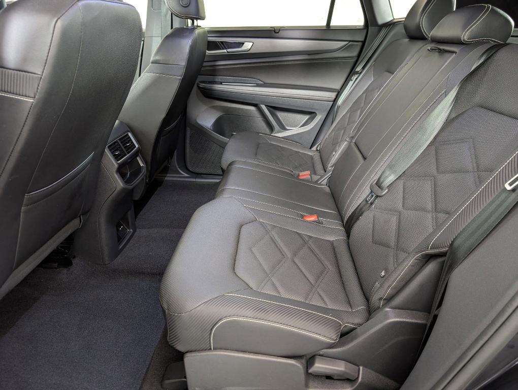 used 2025 Volkswagen Atlas Cross Sport car, priced at $33,999
