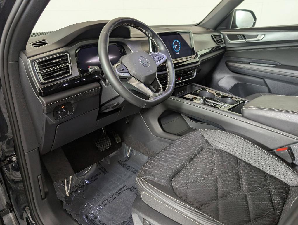 used 2025 Volkswagen Atlas Cross Sport car, priced at $33,999