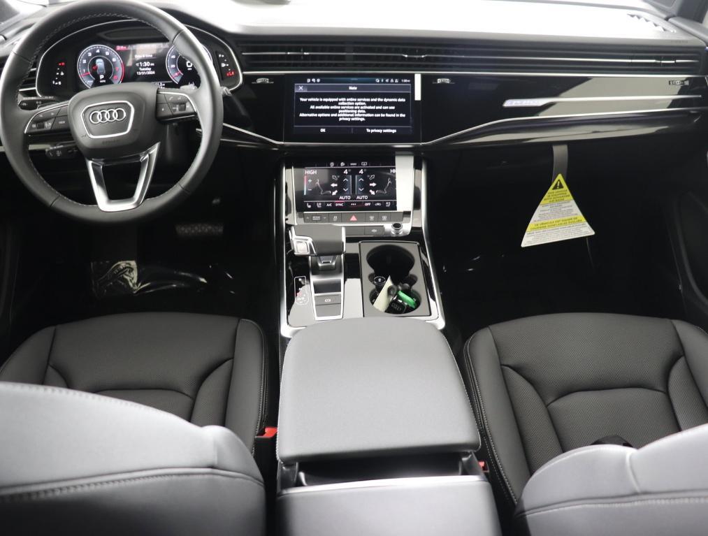 new 2025 Audi Q7 car, priced at $73,721