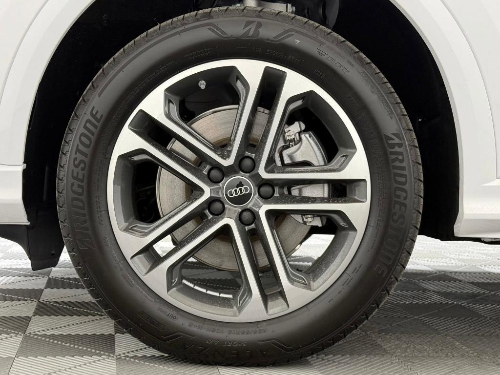 new 2025 Audi Q5 car, priced at $57,065