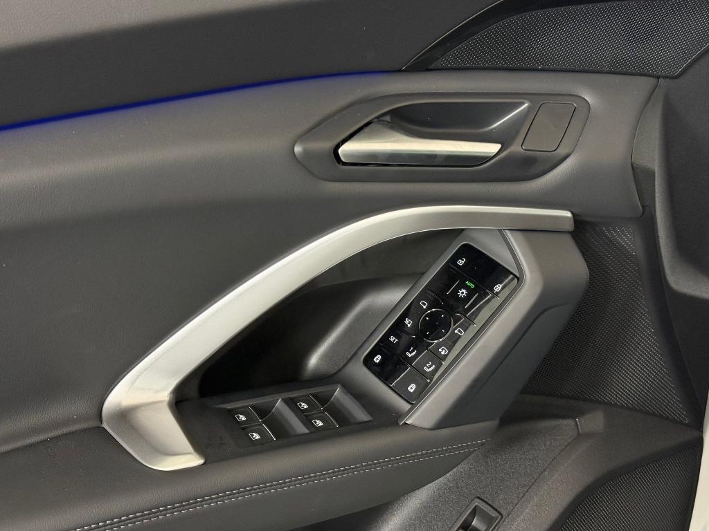 new 2025 Audi Q5 car, priced at $57,065