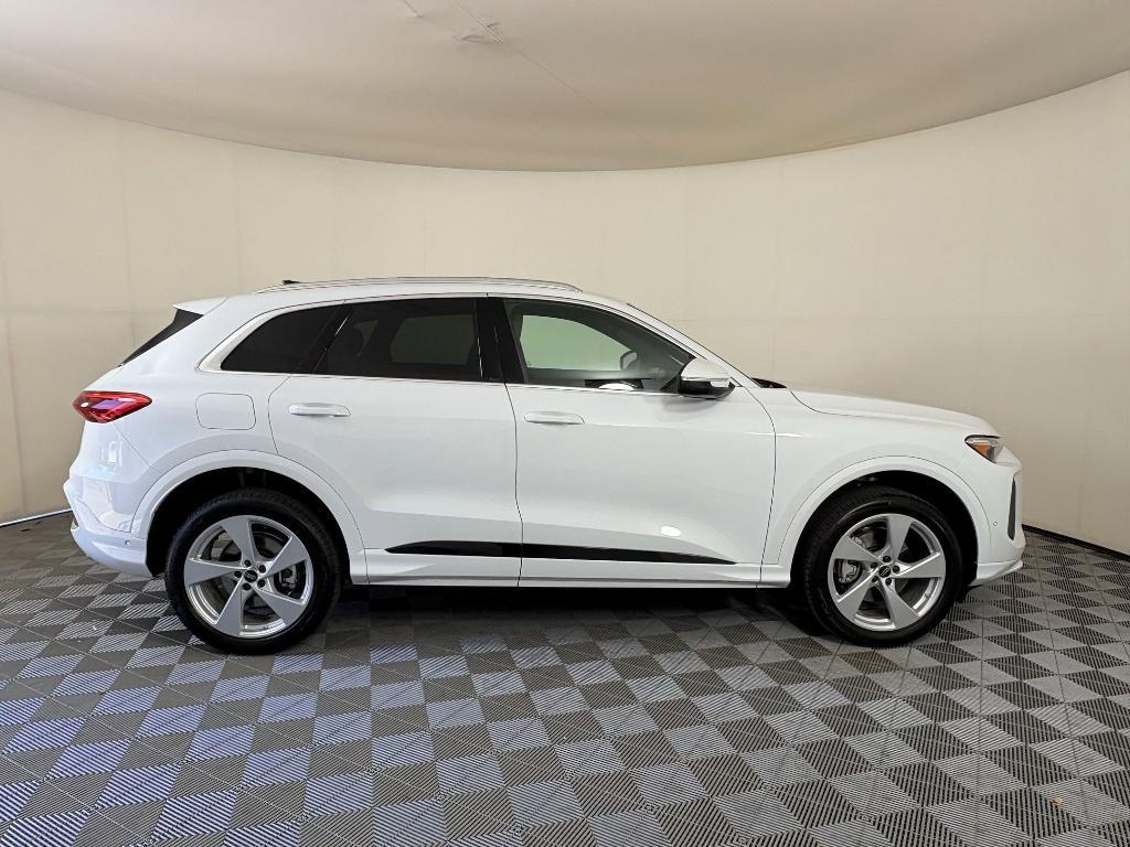 new 2025 Audi Q5 car, priced at $58,841