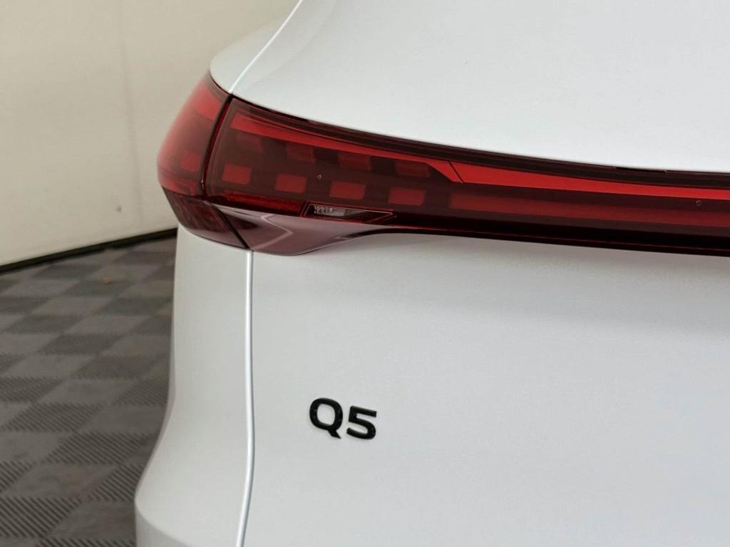 new 2025 Audi Q5 car, priced at $58,841