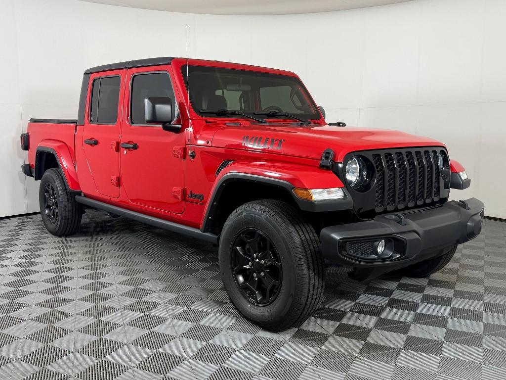 used 2021 Jeep Gladiator car, priced at $27,197