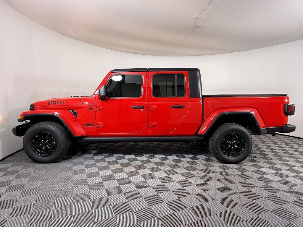 used 2021 Jeep Gladiator car, priced at $27,197