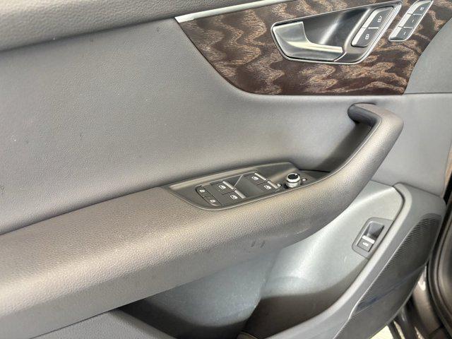 used 2021 Audi Q7 car, priced at $37,999