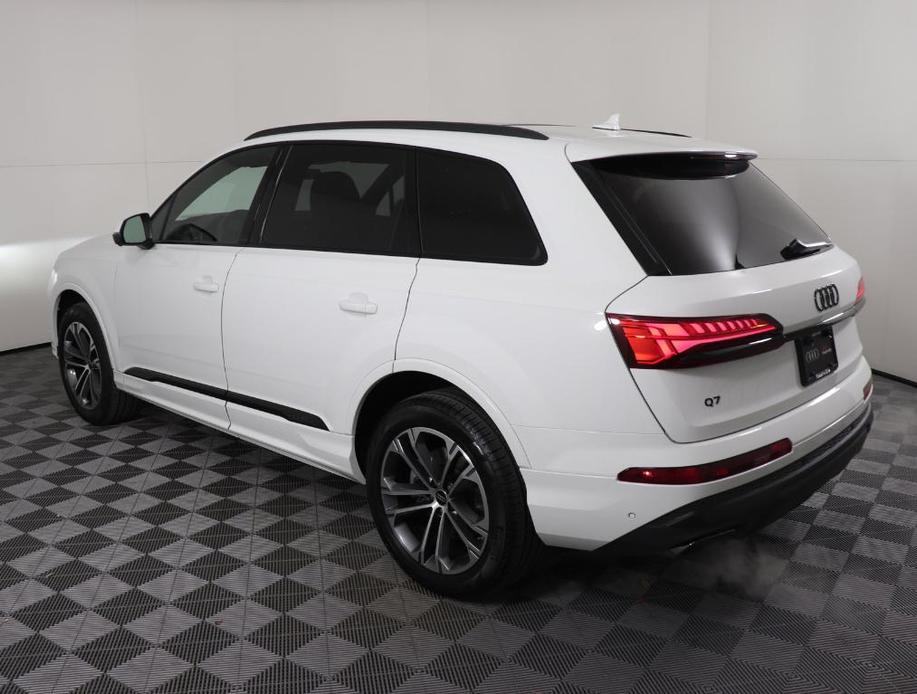 new 2025 Audi Q7 car, priced at $62,241