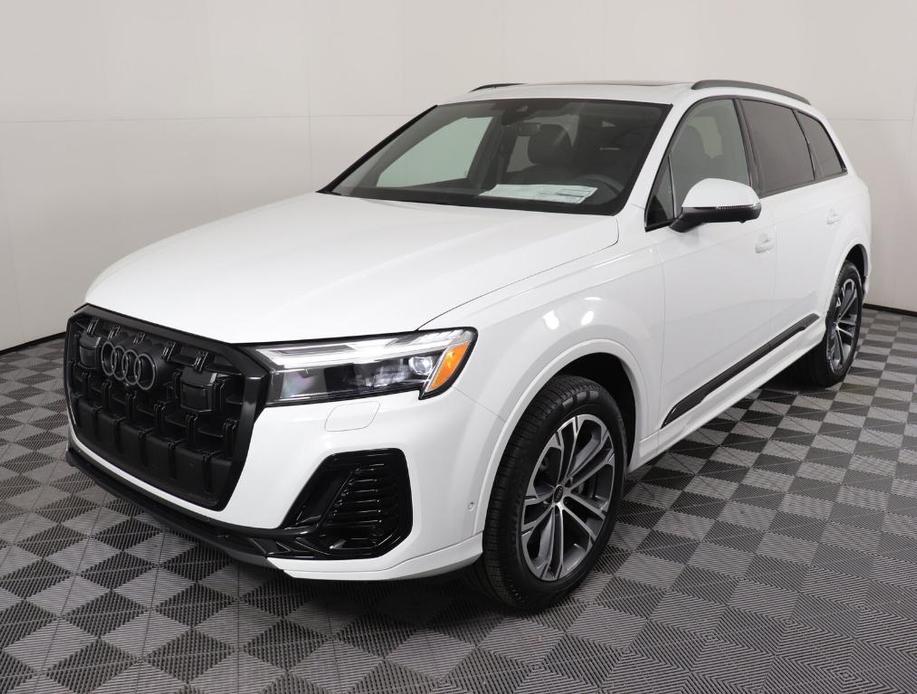 new 2025 Audi Q7 car, priced at $62,241