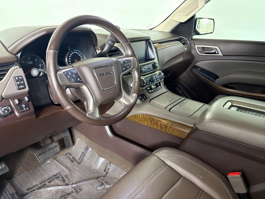 used 2019 GMC Yukon car, priced at $32,999