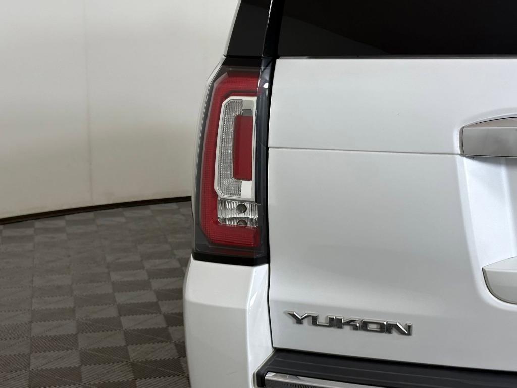 used 2019 GMC Yukon car, priced at $32,999