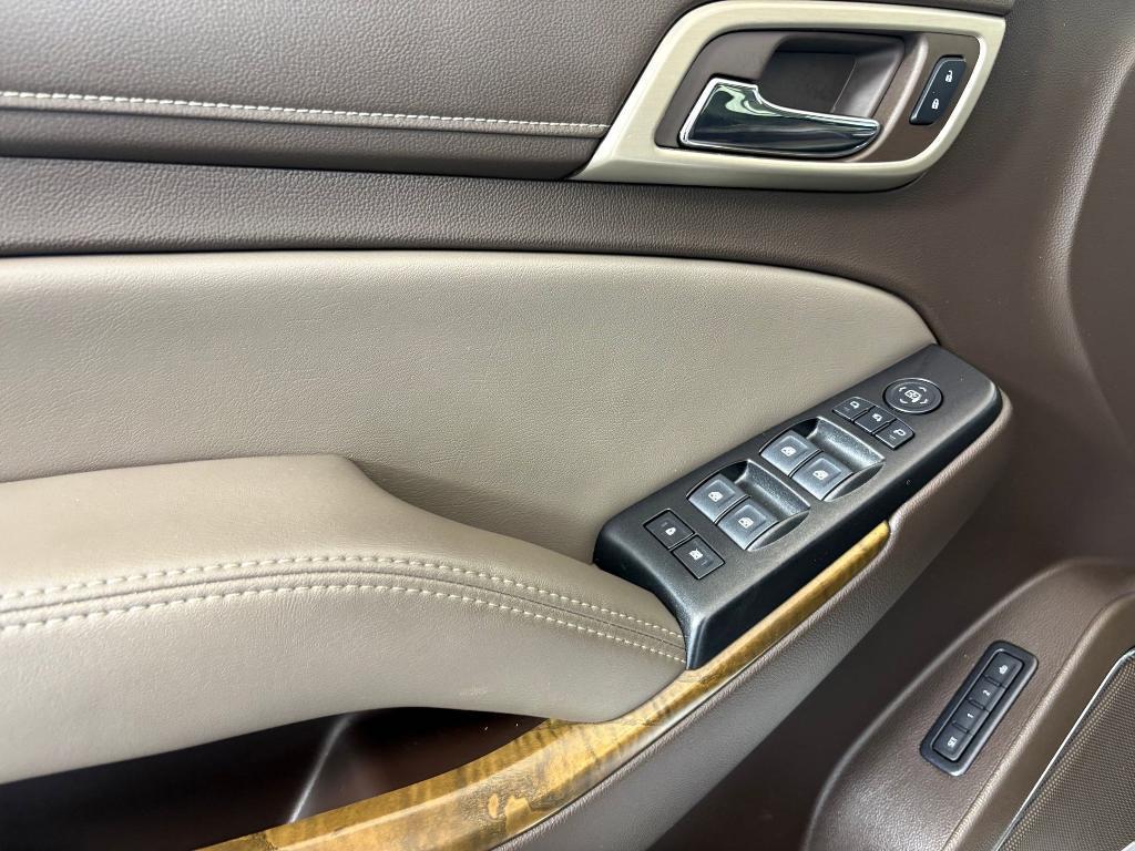 used 2019 GMC Yukon car, priced at $32,999