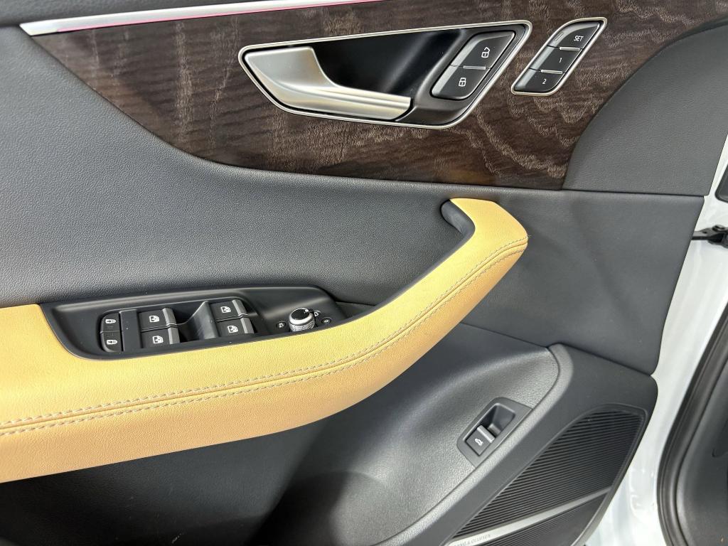 used 2025 Audi Q7 car, priced at $46,999