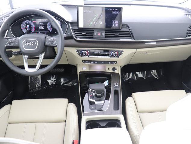 new 2025 Audi Q5 car, priced at $55,281