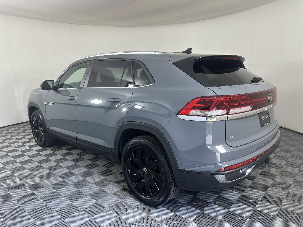 used 2024 Volkswagen Atlas Cross Sport car, priced at $34,999