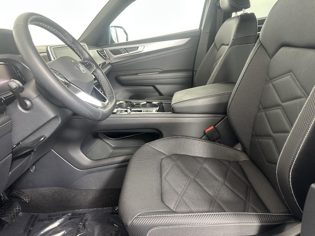 used 2024 Volkswagen Atlas Cross Sport car, priced at $34,999