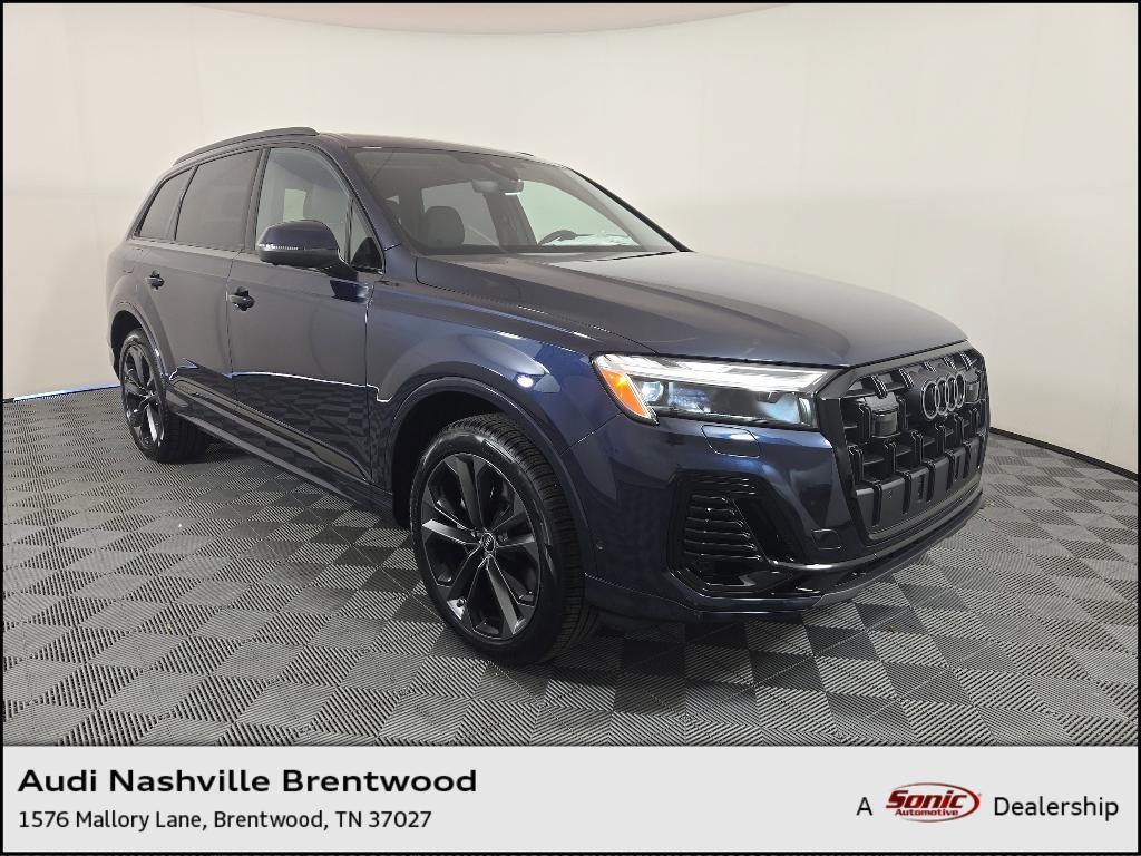 new 2025 Audi Q7 car, priced at $73,081