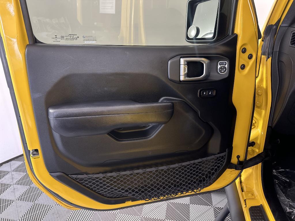 used 2018 Jeep Wrangler Unlimited car, priced at $26,498