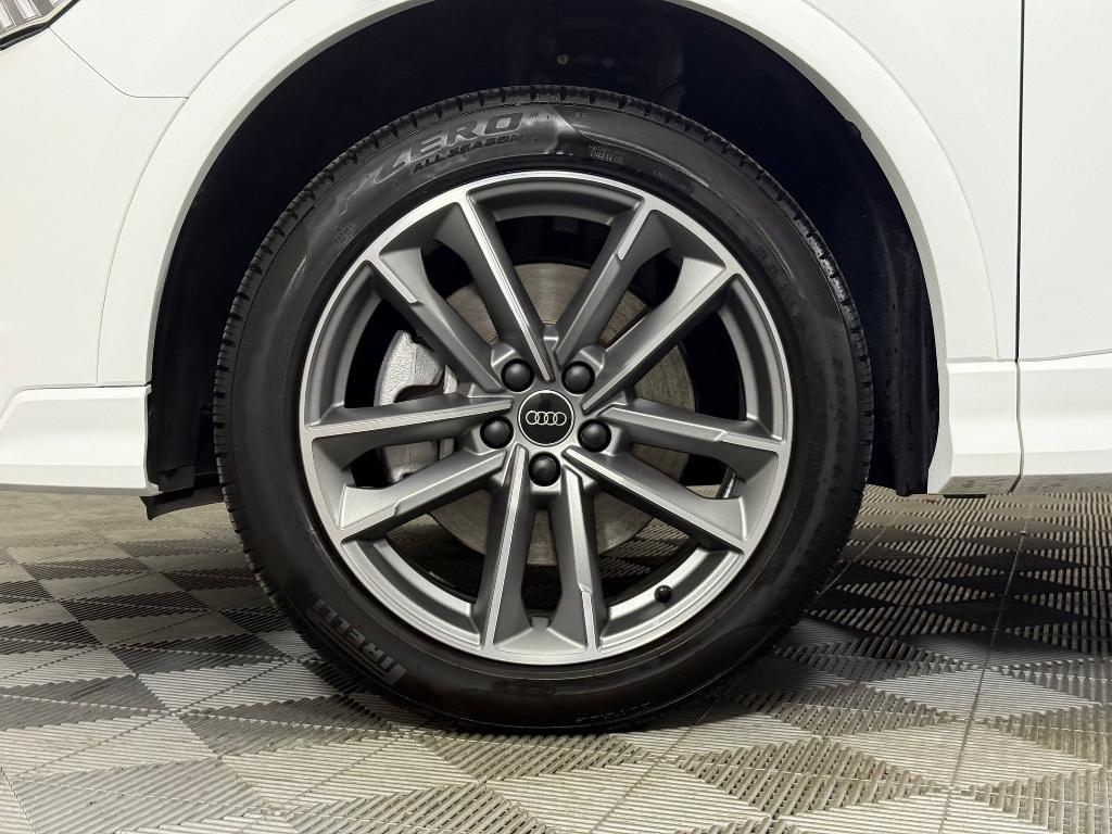 used 2025 Audi Q3 car, priced at $35,999