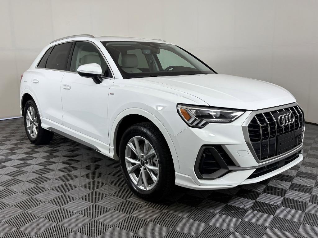 used 2025 Audi Q3 car, priced at $35,998