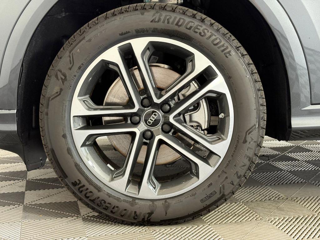 new 2025 Audi Q5 car, priced at $58,532