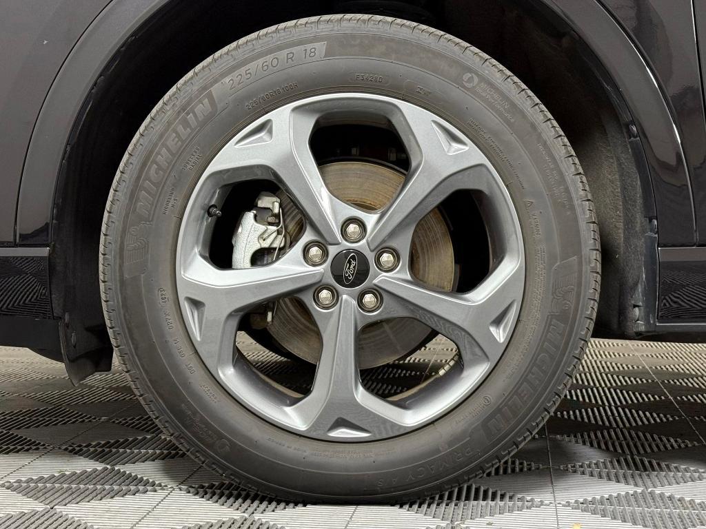 used 2024 Ford Escape car, priced at $17,998