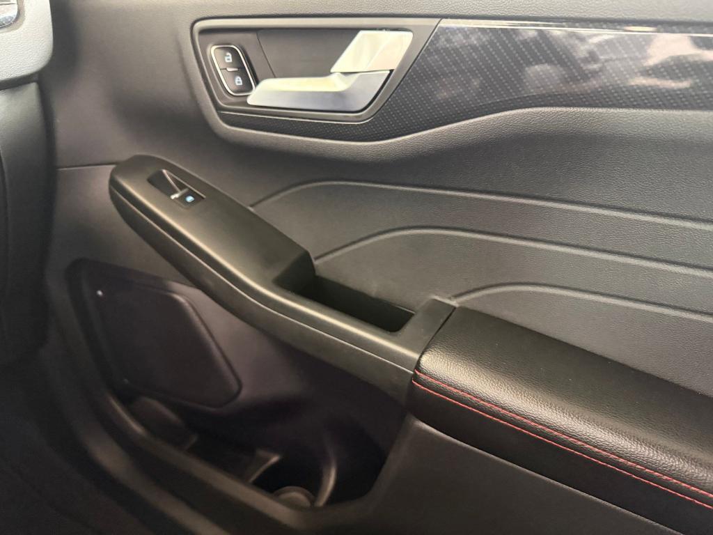 used 2024 Ford Escape car, priced at $17,998