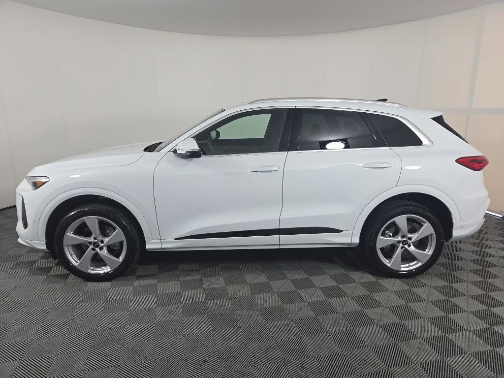 new 2025 Audi Q5 car, priced at $58,842